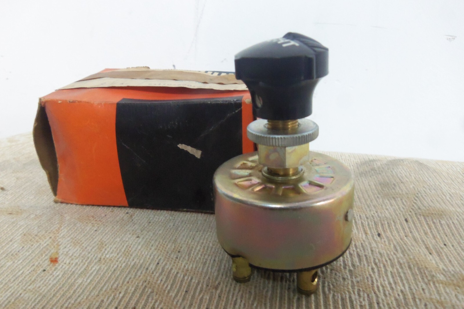 (image for) FJ40 Headlight Switch 1958-1967